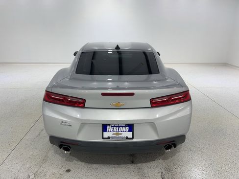 Used 2018 Chevrolet Camaro LT image 4