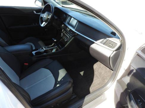 Used 2019 Kia Optima EX w/ EX Premium Package FWD image 9
