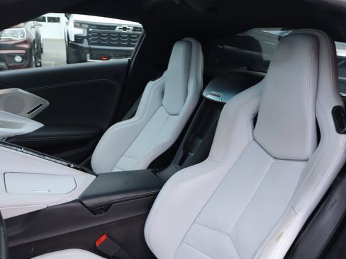 Used 2020 Chevrolet Corvette Stingray Preferred Cpe w/ 2LT Preferred Equipment Group image 16