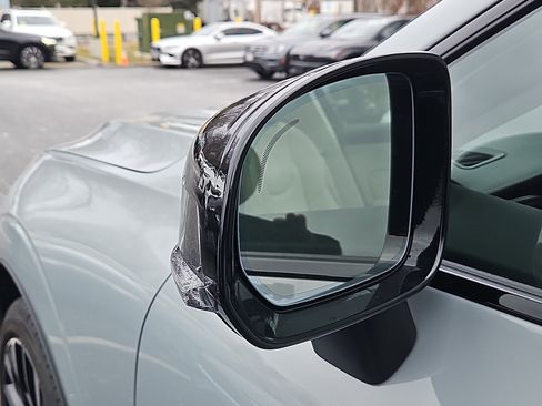 New 2026 Volvo XC60 B5 Ultra w/ Protection Package Premier image 14