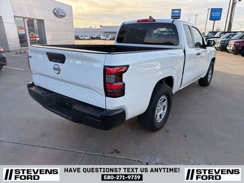 Used 2023 Nissan Frontier S image 4