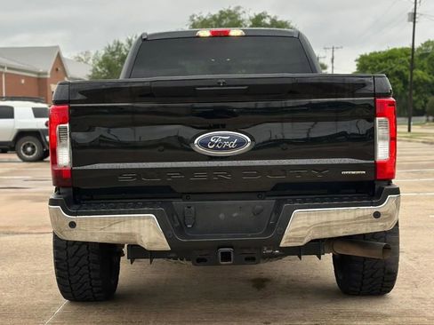 Used 2017 Ford F250 XLT w/ XLT Value Package RWD image 6