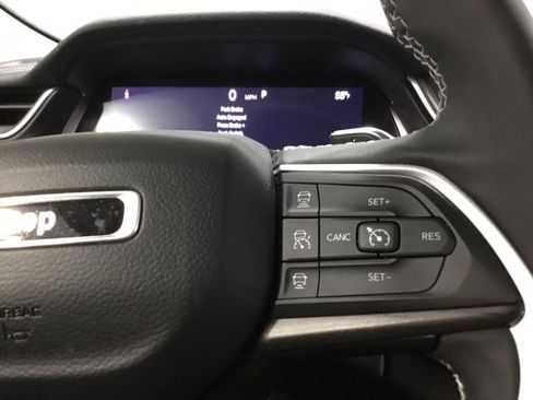 Used 2023 Jeep Grand Cherokee L Limited w/ Trailer Tow Group (B) image 44