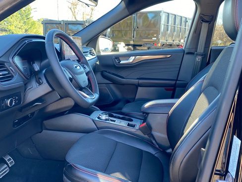 Certified 2023 Ford Escape ST-Line w/ Tech Pack #1 image 13