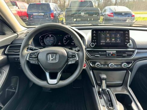 Used 2019 Honda Accord EX image 18