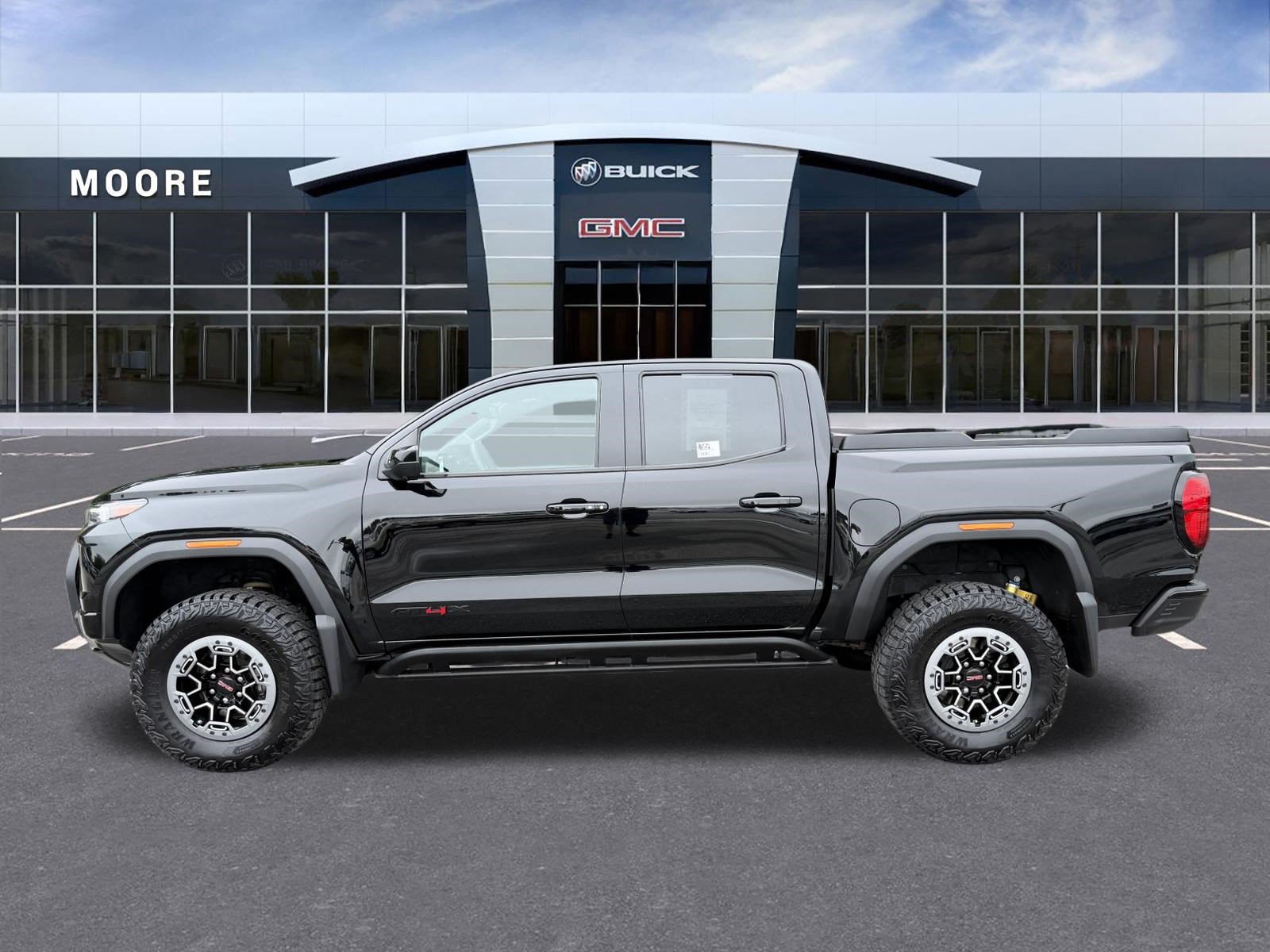 Used 2023 GMC Canyon AT4X w/ Edition 1 AWD/4WD image 6