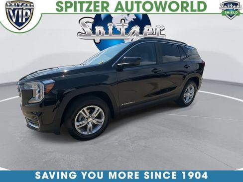 Used 2023 GMC Terrain SLE w/ Driver Convenience Package AWD/4WD image 4
