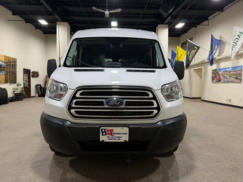 Used 2019 Ford Transit 150 XLT RWD image 2