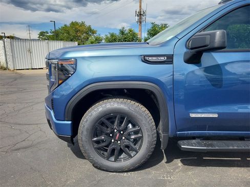 New 2026 GMC Sierra 1500 Elevation image 6