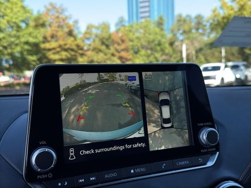 New 2025 Nissan Sentra SR image 26