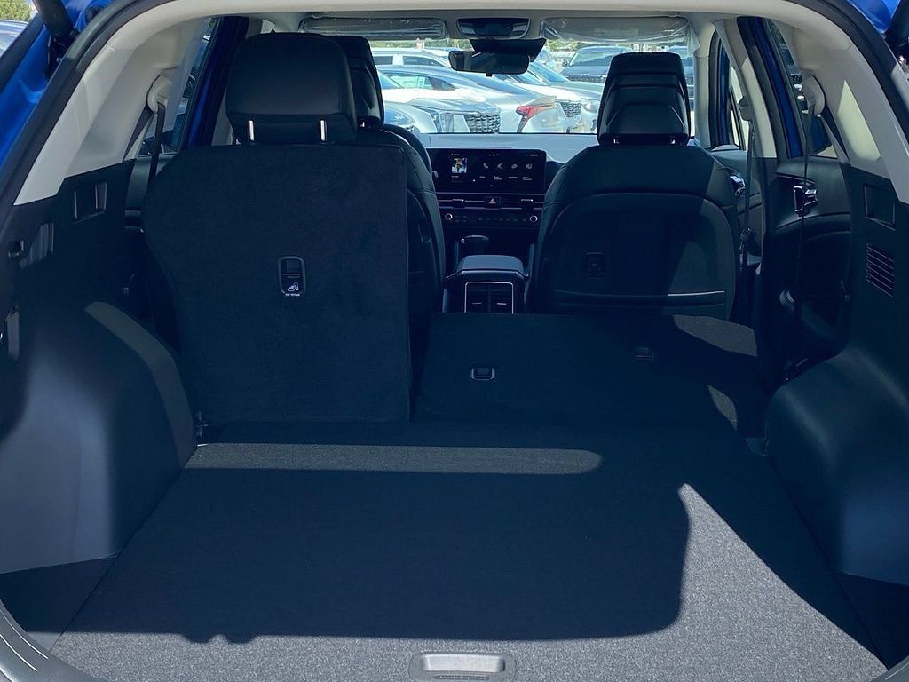 New 2026 Kia Sportage EX FWD image 24