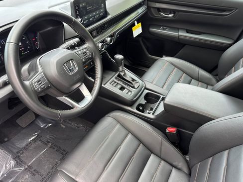 Used 2026 Honda CR-V Sport-L image 4