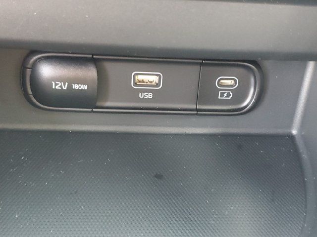 Certified 2024 Kia Seltos X-Line AWD/4WD image 30