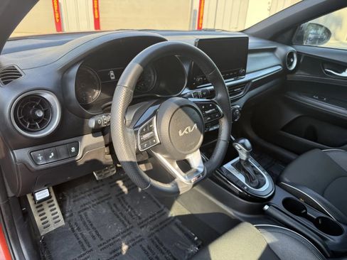 Used 2023 Kia Forte GT-Line FWD image 7