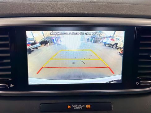 Used 2021 Kia Sportage EX AWD/4WD image 22