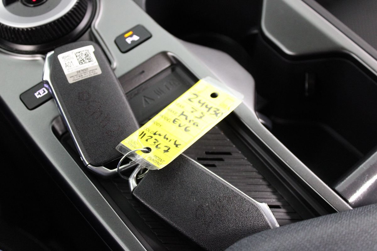 Used 2023 Kia EV6 Wind w/ Wind Technology Package RWD image 34