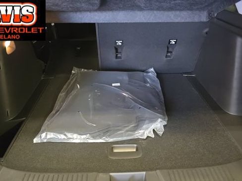 New 2026 Chevrolet Trax LT w/ LT Convenience Package FWD image 12