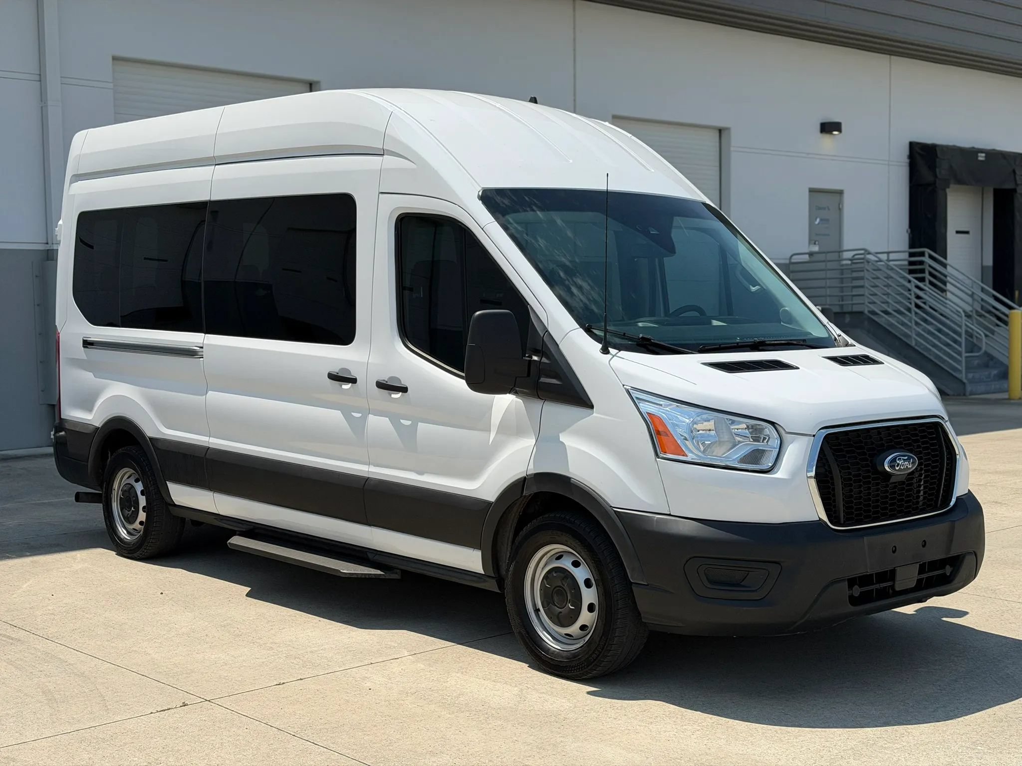 Used 2024 Ford Transit 350 XL RWD image 7