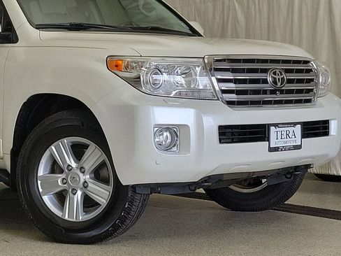 Used 2014 Toyota Land Cruiser AWD/4WD image 5