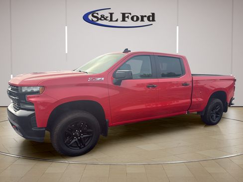 Used 2020 Chevrolet Silverado 1500 LT Trail Boss AWD/4WD image 2