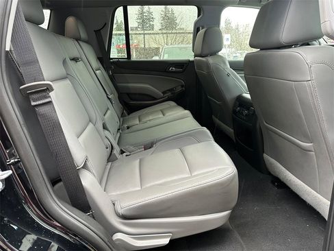 Used 2019 Chevrolet Tahoe LT image 12