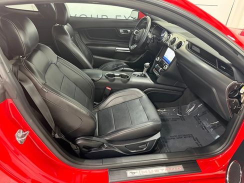 Used 2021 Ford Mustang GT Premium w/ Equipment Group 401A RWD image 29