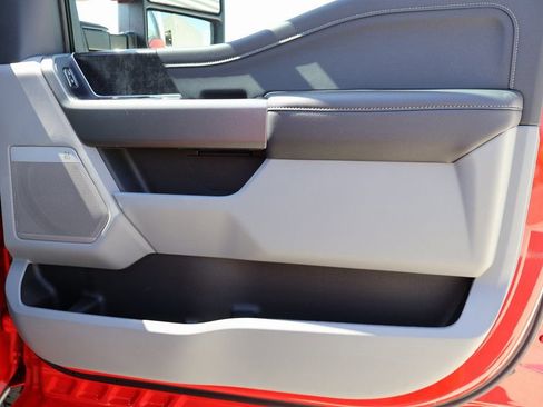 New 2026 Ford F250 XLT w/ XLT Premium Package image 9