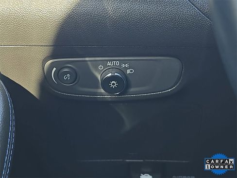 Used 2025 Buick Encore GX Sport Touring image 24