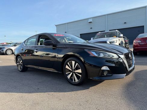 Used 2020 Nissan Altima 2.5 SL FWD image 27