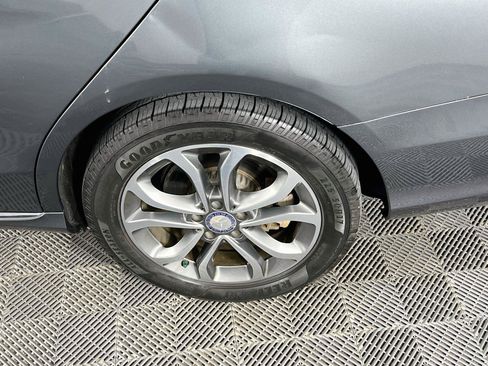 Used 2017 Mercedes-Benz C 300 4MATIC Sedan image 31