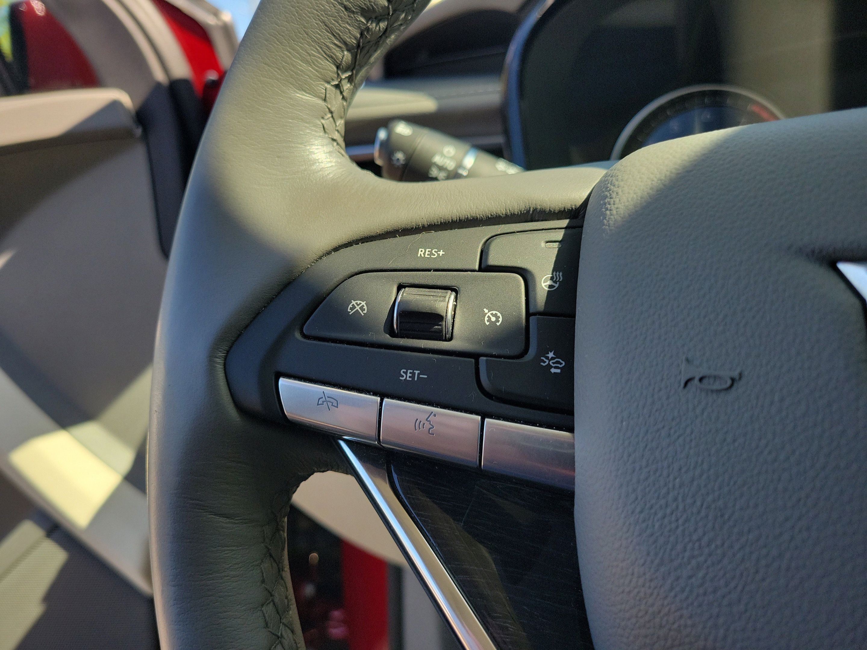 Used 2024 Cadillac XT6 Premium Luxury FWD image 24