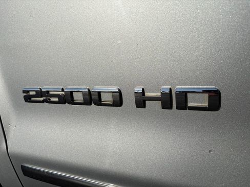 Used 2016 GMC Sierra 2500 SLT w/ Duramax Plus Package image 14