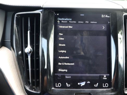 Used 2018 Volvo XC60 T5 Inscription w/ Luxury Seat Package AWD/4WD image 15
