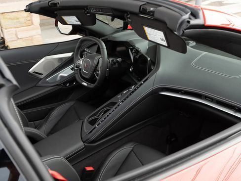 Used 2025 Chevrolet Corvette Z06 w/ Z07 Performance Package RWD image 35