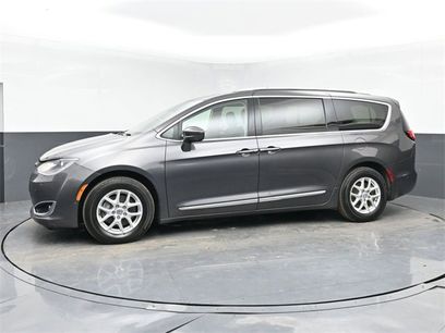 Used 2020 Chrysler Pacifica Touring-L w/ Advanced Safetytec Group