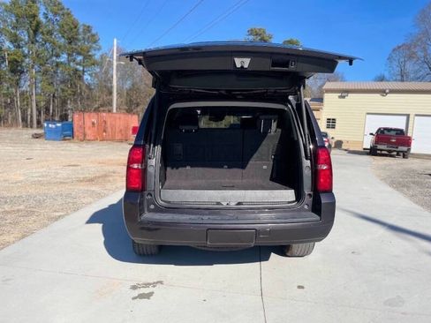 Used 2017 Chevrolet Tahoe LT RWD image 8