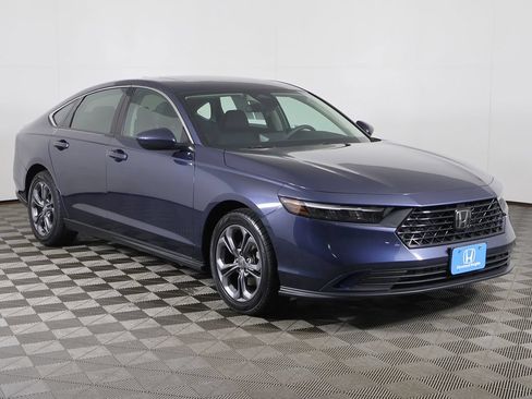 Used 2023 Honda Accord EX image 2