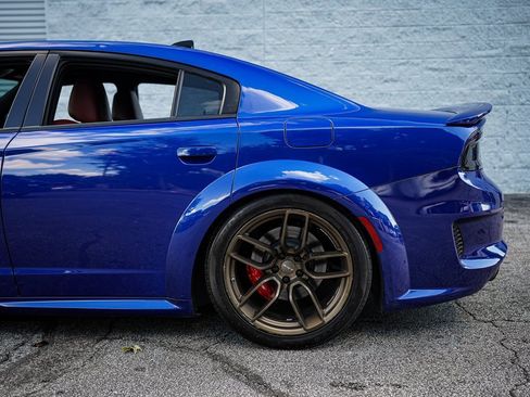 Used 2022 Dodge Charger SRT Hellcat w/ Harman/Kardon Audio Group image 11