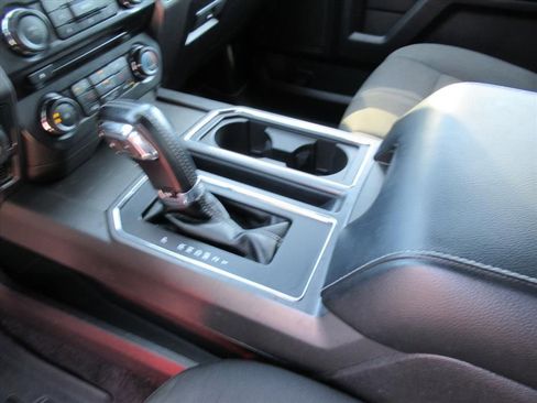 Used 2016 Ford F150 XLT w/ Equipment Group 302A Luxury image 19