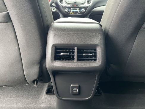 Certified 2019 Chevrolet Equinox LT FWD image 21