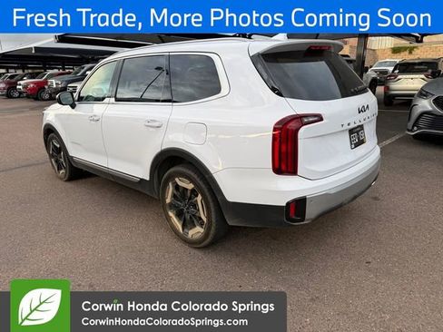 Used 2023 Kia Telluride S w/ S Sunroof Package AWD/4WD image 5