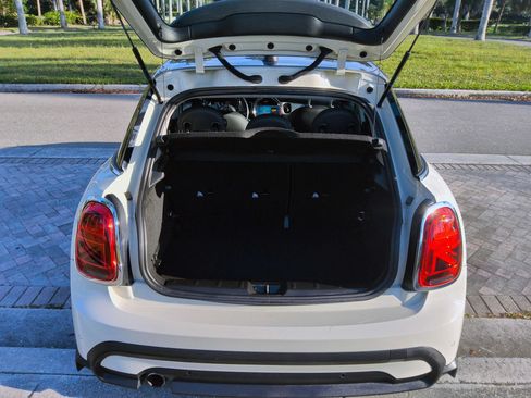 Used 2023 MINI Cooper 4-Door Hardtop FWD image 49