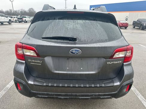 Used 2018 Subaru Outback 2.5i Limited image 13