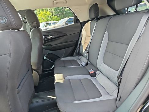 Used 2023 Chevrolet TrailBlazer LT w/ Convenience Package AWD/4WD image 14