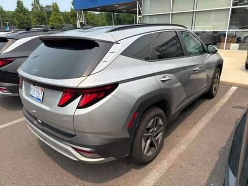 Certified 2025 Hyundai Tucson SEL AWD/4WD image 13