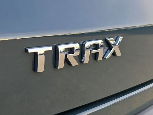 New 2026 Chevrolet Trax LT image 19