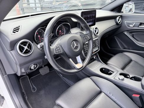 Used 2018 Mercedes-Benz CLA 250 image 12