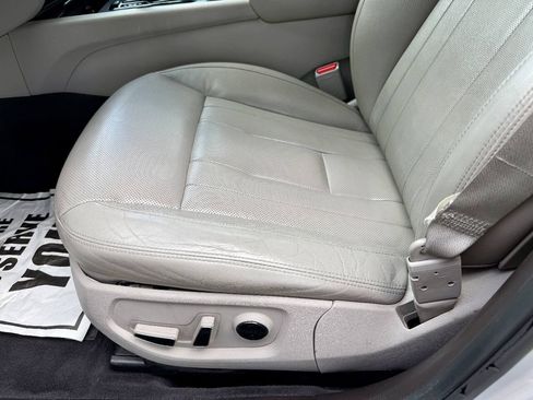 Used 2018 Genesis G80 3.8 AWD/4WD image 31