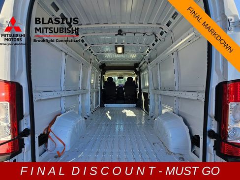 Used 2024 RAM ProMaster 3500 w/ Quick Order Package 22G SLT image 19