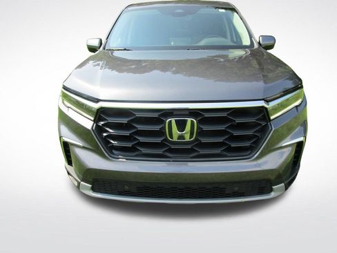 Used 2025 Honda Pilot EX-L image 5